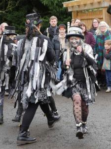 Alvechurch-Mummers-16-WEB-Keith-Woolford-P1310910-1124