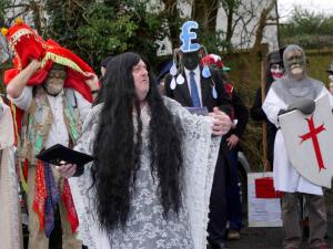 Alvechurch-Mummers-42-WEB-Keith-Woolford-P1320002-1124