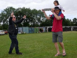 GlastonBeoley-65-WEB-Keith-Woolford-P1250069-19622-