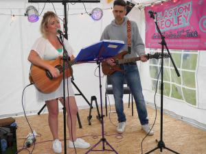 GlastonBeoley-83-WEB-Janey-Brooke-Keith-Woolford-P1250136-19622